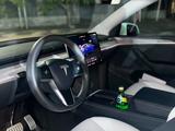 Tesla Model Y 2024 года за 19 000 000 тг. в Алматы – фото 3