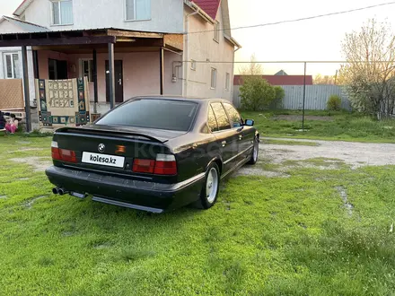 BMW 525 1990 года за 2 300 000 тг. в Отеген-Батыр – фото 5