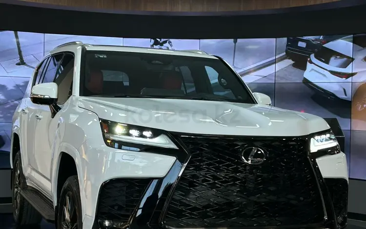 Lexus LX 700h 2025 года за 73 000 000 тг. в Алматы