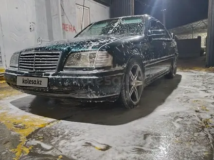 Mercedes-Benz C 280 1995 года за 2 700 000 тг. в Алматы – фото 2