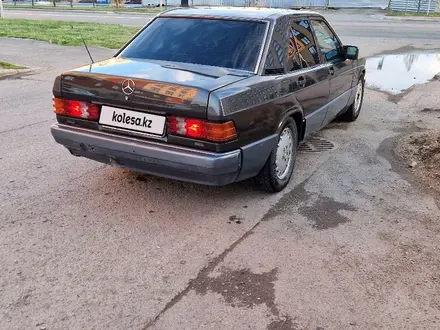 Mercedes-Benz 190 1990 года за 400 000 тг. в Астана – фото 3