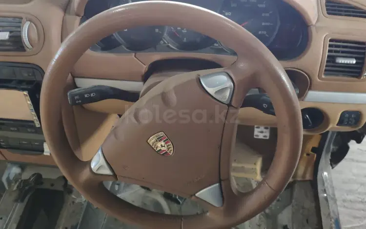 Руль на Porsche Cayenne за 40 000 тг. в Алматы
