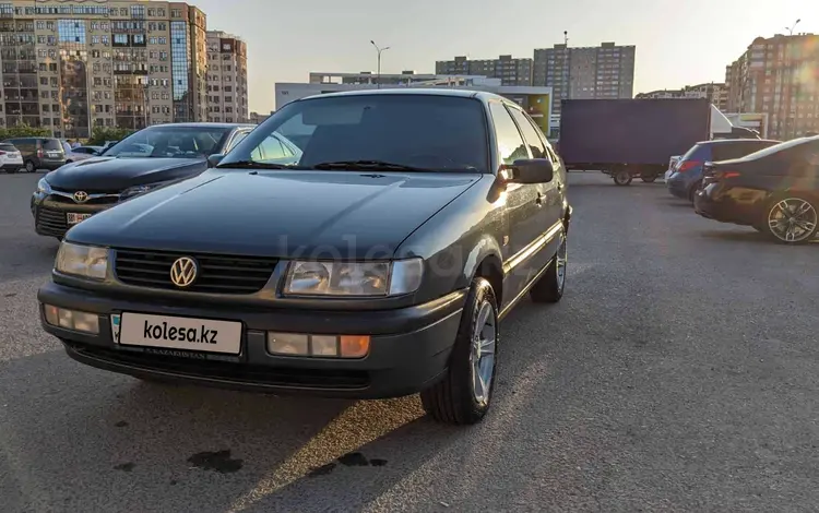 Volkswagen Passat 1996 годаүшін3 000 000 тг. в Актау