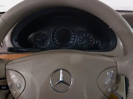 Mercedes-Benz E 320 2003 года за 2 890 000 тг. в Шымкент – фото 17