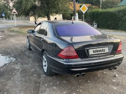 Mercedes-Benz S 500 2000 года за 2 300 000 тг. в Алматы – фото 2