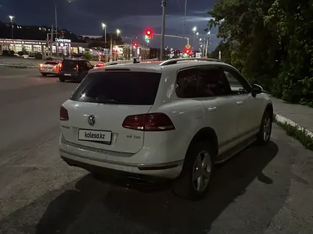 Volkswagen Touareg 2014 года за 16 300 000 тг. в Караганда – фото 4