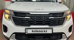 Kia Seltos 2023 года за 9 590 000 тг. в Астана – фото 2