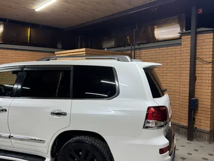 Lexus LX 570 2012 года за 21 000 000 тг. в Алматы – фото 3