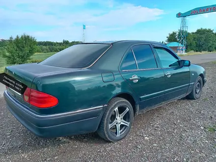 Mercedes-Benz E 200 1995 года за 1 200 000 тг. в Маканчи – фото 5