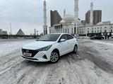 Hyundai Accent 2021 года за 8 590 000 тг. в Астана – фото 2