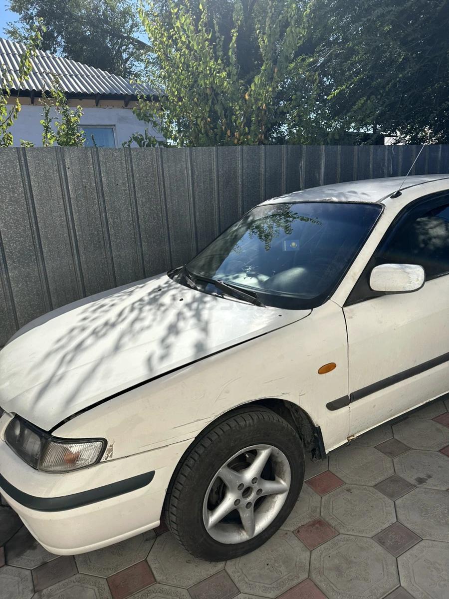 Mazda 626 1998 г.