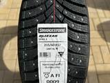 215/60R17 BRIDGESTONE шипы, мягкие, тихие, отличное сцепление на льду и сне за 83 000 тг. в Астана