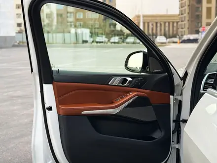 BMW X7 2020 года за 42 000 000 тг. в Шымкент – фото 12