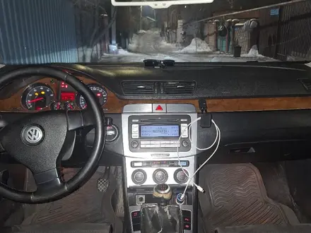 Volkswagen Passat 2008 года за 2 500 000 тг. в Алматы – фото 9