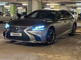 Lexus LS 500 2018 года за 28 000 000 тг. в Алматы