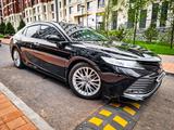 Toyota Camry 2018 годаүшін13 900 000 тг. в Алматы – фото 4