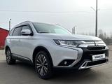 Mitsubishi Outlander 2019 годаүшін10 700 000 тг. в Костанай – фото 2