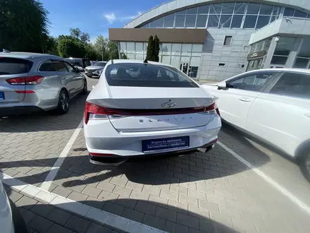 Hyundai Elantra 2021 года за 9 600 000 тг. в Алматы – фото 7