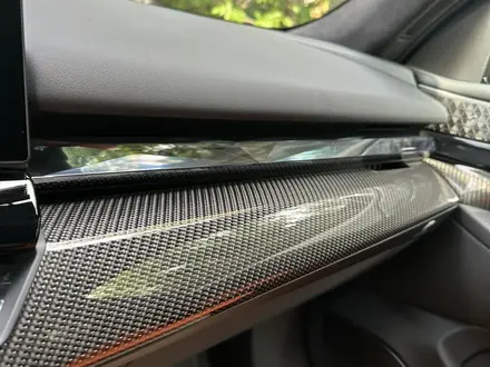 BMW M5 2025 года за 87 500 000 тг. в Алматы – фото 30