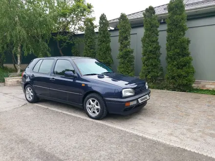 Volkswagen Golf 1993 годаүшін2 050 000 тг. в Тараз