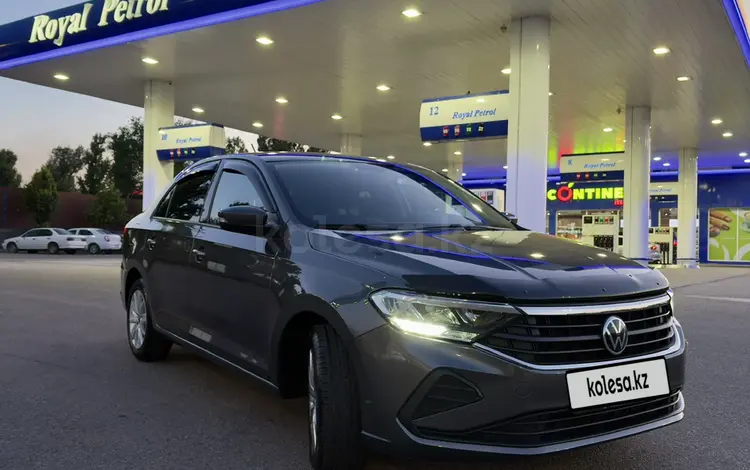 Volkswagen Polo 2022 года за 7 900 000 тг. в Алматы