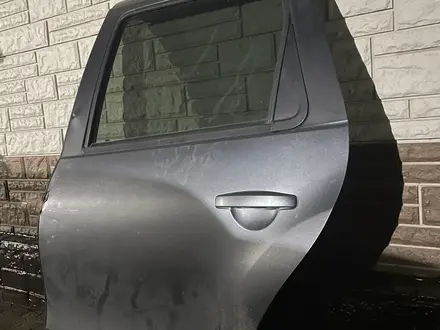 Дверь задняя левая Nissan terrano d10 за 6 428 тг. в Астана