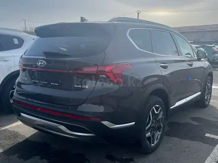 Hyundai Santa Fe 2023 года за 21 500 000 тг. в Актобе – фото 2