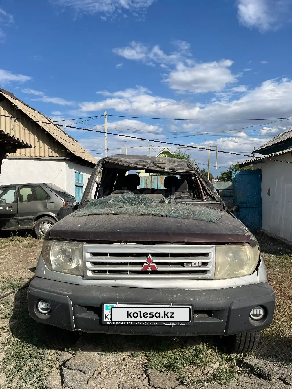 Mitsubishi Pajero iO, 1998