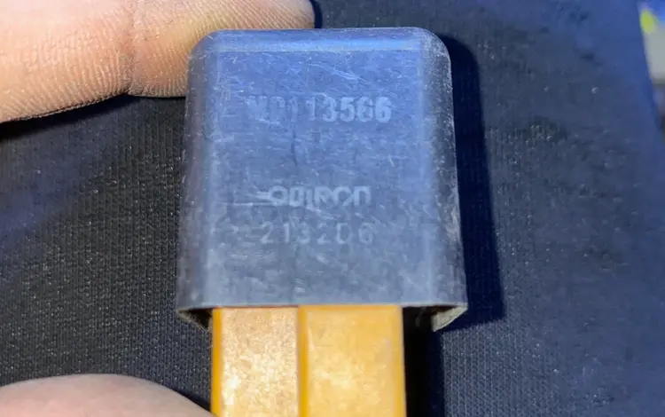 Реле генератора Mitsubishi Galant 1993 MD113566 за 4 200 тг. в Астана