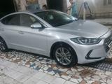 Hyundai Elantra 2018 года за 8 000 000 тг. в Актобе – фото 2