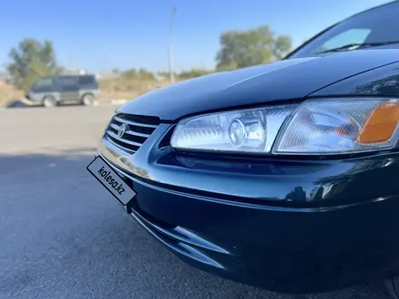 Toyota Camry 1997 года за 3 400 000 тг. в Алматы – фото 19