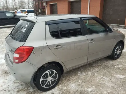 Skoda Fabia 2011 года за 5 200 000 тг. в Петропавловск – фото 3