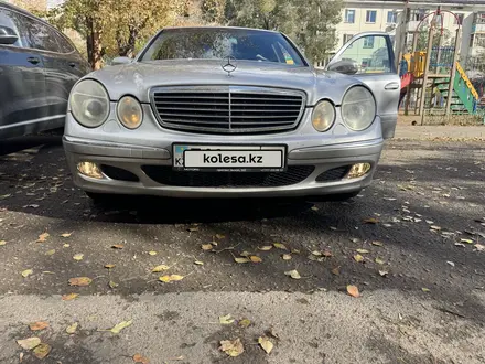 Mercedes-Benz E 320 2002 года за 4 800 000 тг. в Астана – фото 26