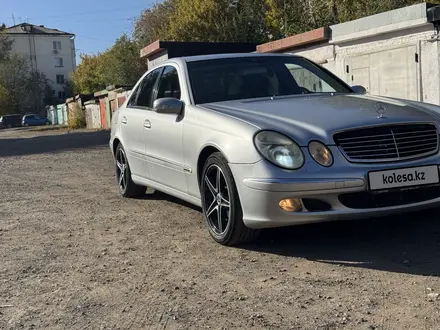 Mercedes-Benz E 320 2002 года за 4 800 000 тг. в Астана – фото 2