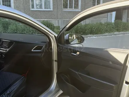 Hyundai Accent 2018 года за 7 400 000 тг. в Усть-Каменогорск – фото 6