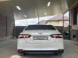 Toyota Camry 2020 года за 15 000 000 тг. в Тараз – фото 3