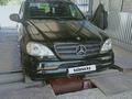 Mercedes-Benz ML 320 1999 годаfor2 500 000 тг. в Усть-Каменогорск