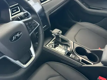 JAC J7 Luxury CVT 2025 года за 6 990 000 тг. в Семей – фото 8