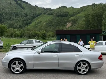 Mercedes-Benz E 320 2003 года за 4 900 000 тг. в Алматы – фото 4