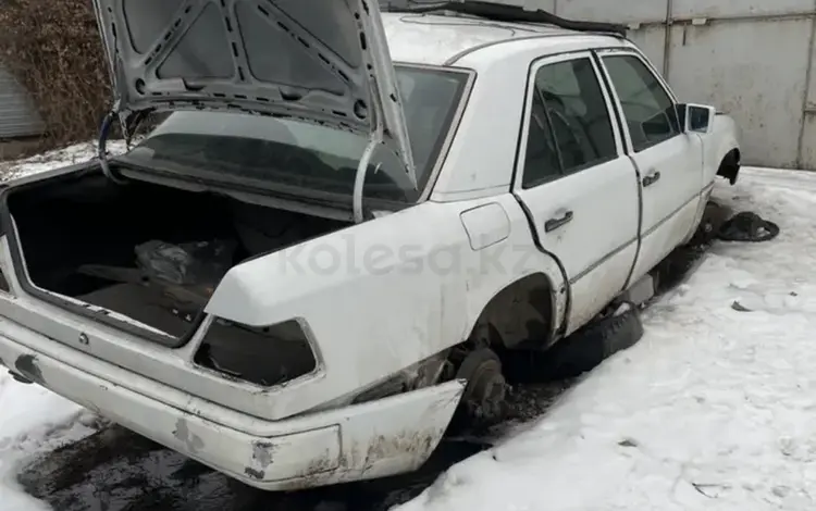 Mercedes-Benz E 260 1992 года за 500 000 тг. в Алматы