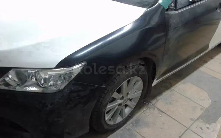 Бампер на toyota camry 50 EUR за 23 000 тг. в Астана