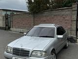 Mercedes-Benz C 200 1994 годаүшін1 700 000 тг. в Астана – фото 2