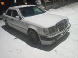 Mercedes-Benz E 200 1990 годаүшін1 648 094 тг. в Караганда – фото 3