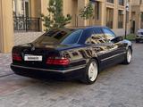 Mercedes-Benz E 320 1999 года за 6 600 000 тг. в Туркестан – фото 2