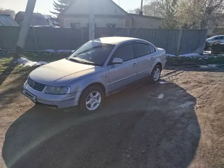 Volkswagen Passat 1998 года за 2 600 000 тг. в Караганда – фото 2