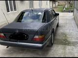 Mercedes-Benz E 200 1992 года за 1 200 000 тг. в Шымкент – фото 4