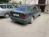 Mercedes-Benz C 180 1998 годаүшін2 000 000 тг. в Караганда – фото 2