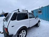 ВАЗ (Lada) Lada 2121 2000 года за 1 500 000 тг. в Аркалык – фото 3