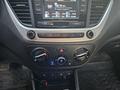 Hyundai Accent 2018 года за 6 300 000 тг. в Актобе – фото 6