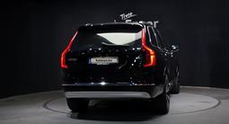 Volvo XC90 2022 года за 29 350 000 тг. в Астана – фото 3